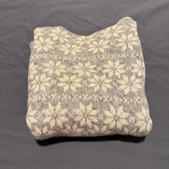 Vintage 70s Norwegian made in Norway 100% wool gray snowflake sweater size M - Picture 7 of 9